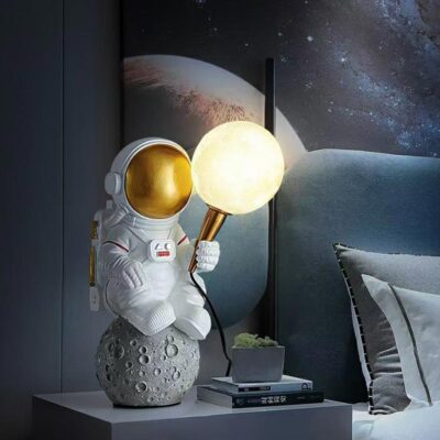 Astronaut - Stolna lampa